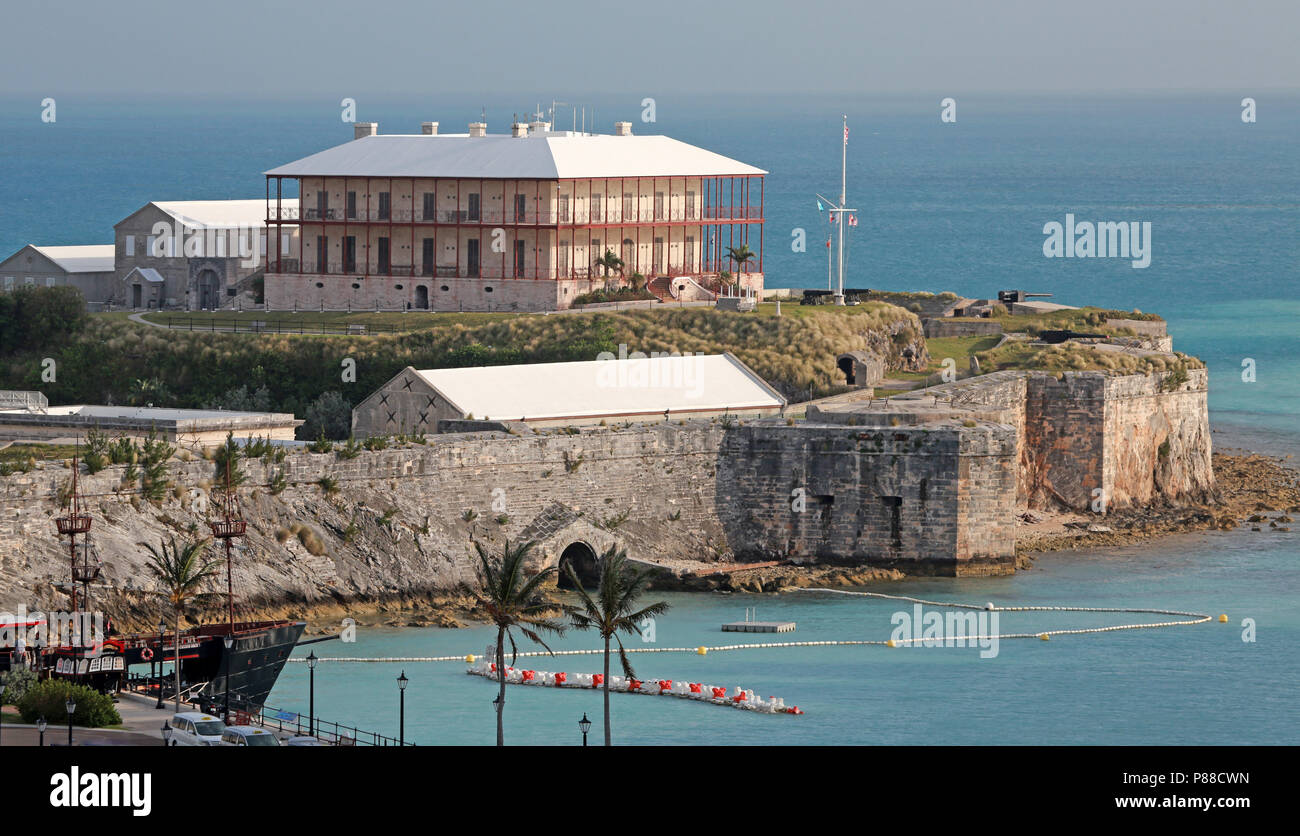Commissioner's House and bastions of historic naval dockyard Stock Photo