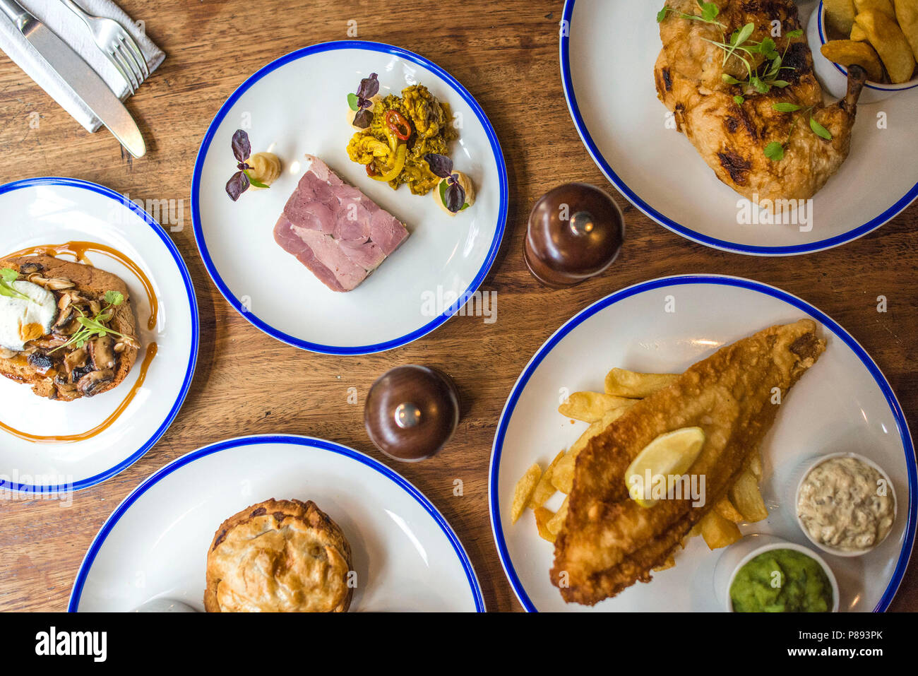 Home Cooked Classic Pub Food Stock Photo Alamy