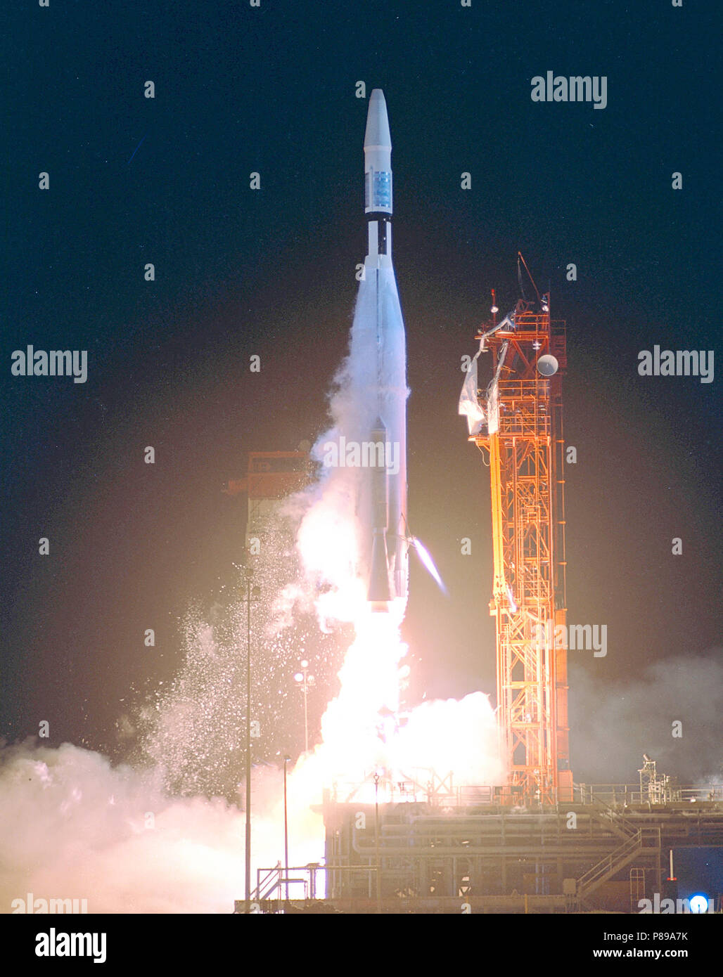 Cape kennedy launch hires stock photography and images Alamy