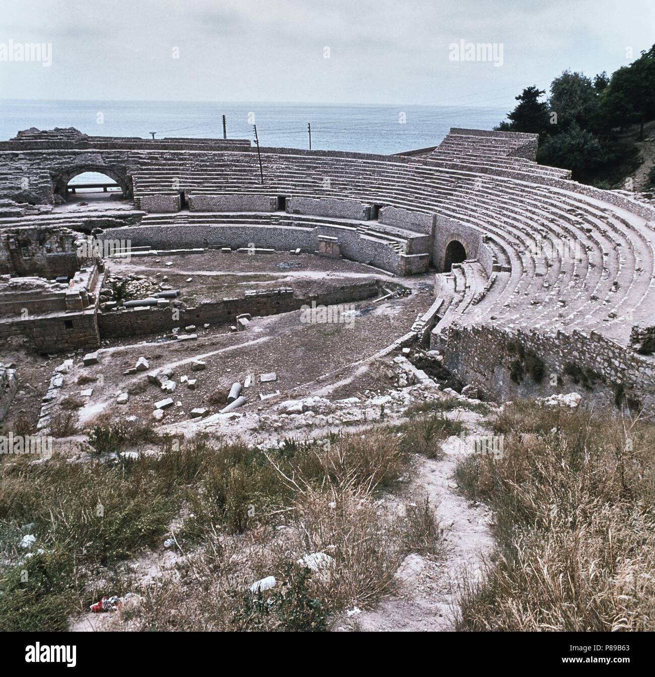 Anfiteatro romano. Vista parcial de las ruinas.Tarragona, siglo II-III. Stock Photo