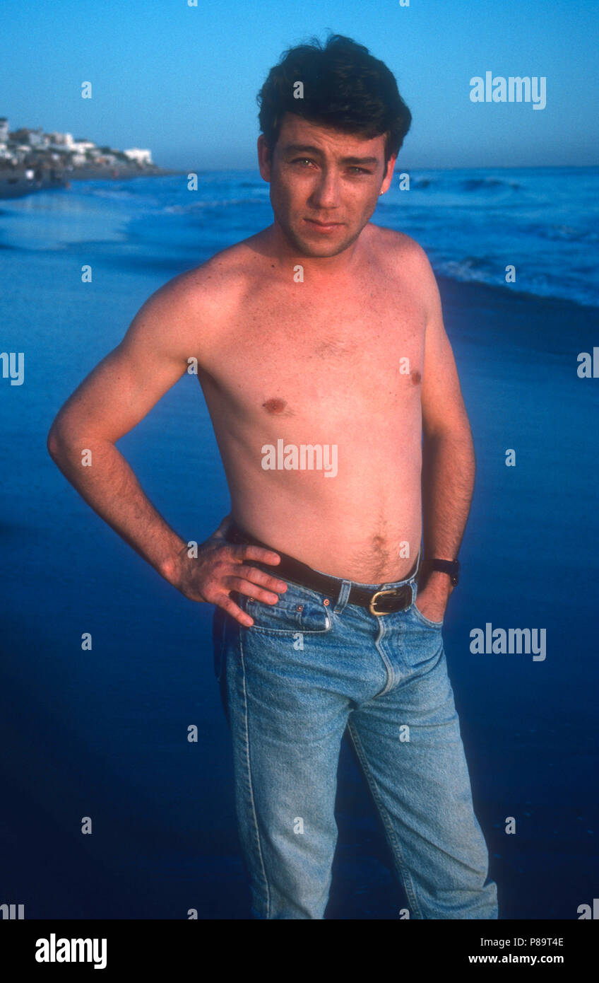 MALIBU CA FEBRUARY 22 EXCLUSIVE Actor Griffin O Neal Poses At A   Malibu Ca February 22 Exclusive Actor Griffin Oneal Poses At A Photo Shoot On February 22 1992 In Malibu California Photo By Barry Kingalamy Stock Photo P89T4E 