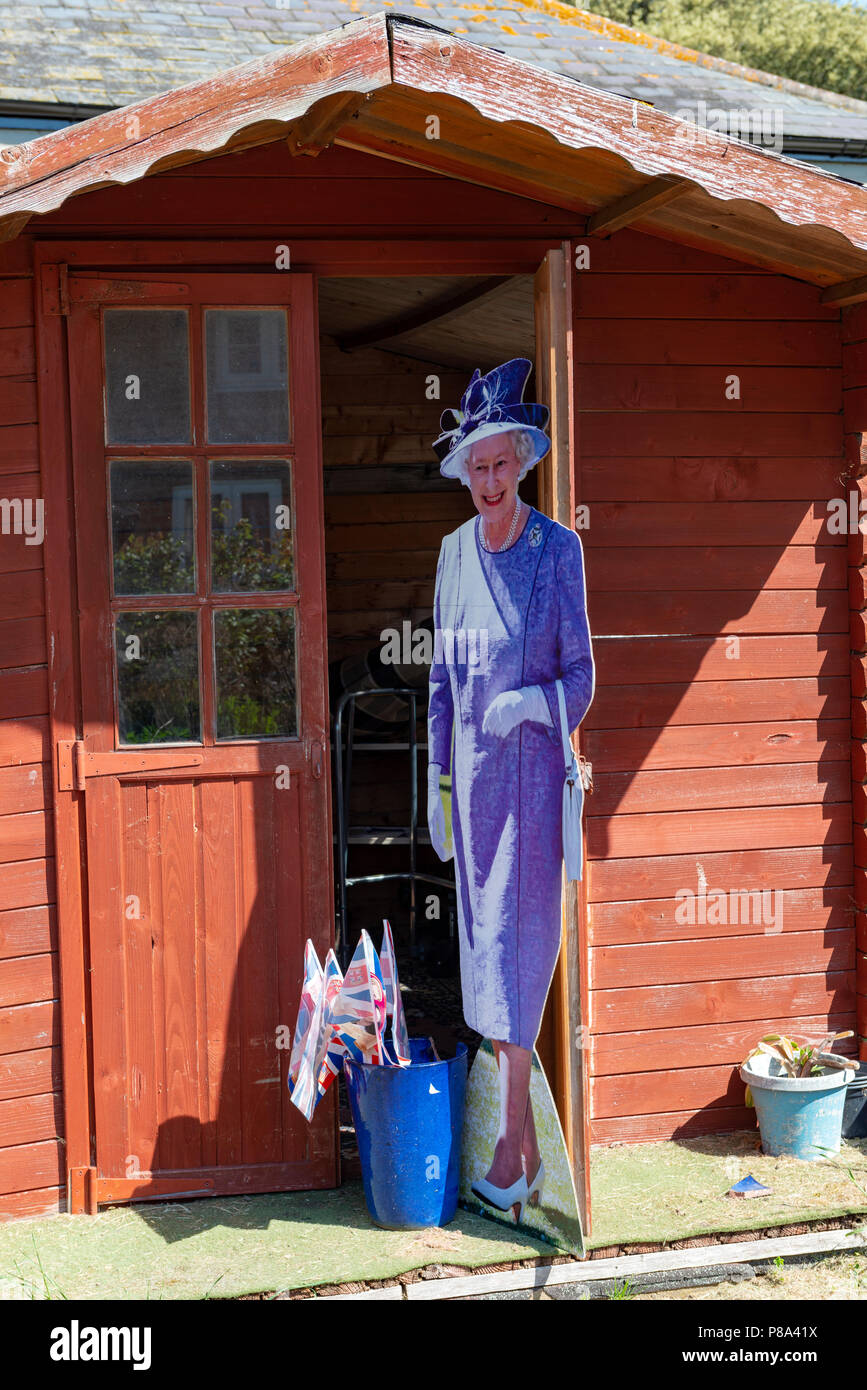 Cardboard cutout Queen Stock Photo Alamy