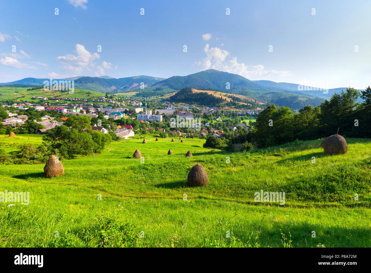 Little haystack hi-res stock photography and images - Alamy