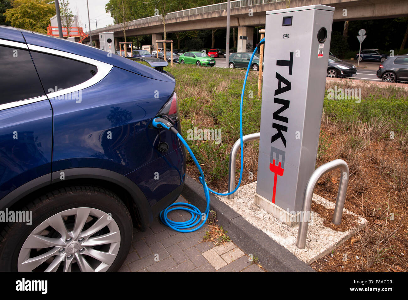 Tesla Model X at a charging station for electric cars, Cologne, Germany  Tesla Modell X an einer E-Tankstelle/Ladestation, Koeln, Deutschland Stock  Photo - Alamy