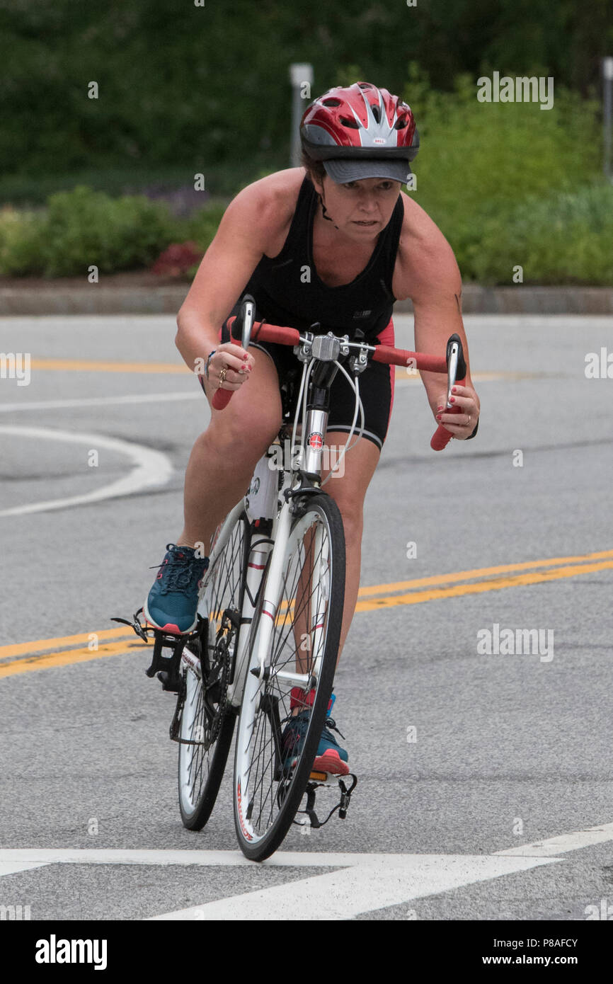 Female competitor during the bike segment at the 2018 Hague Endurance Festival Duathlon Stock Photo