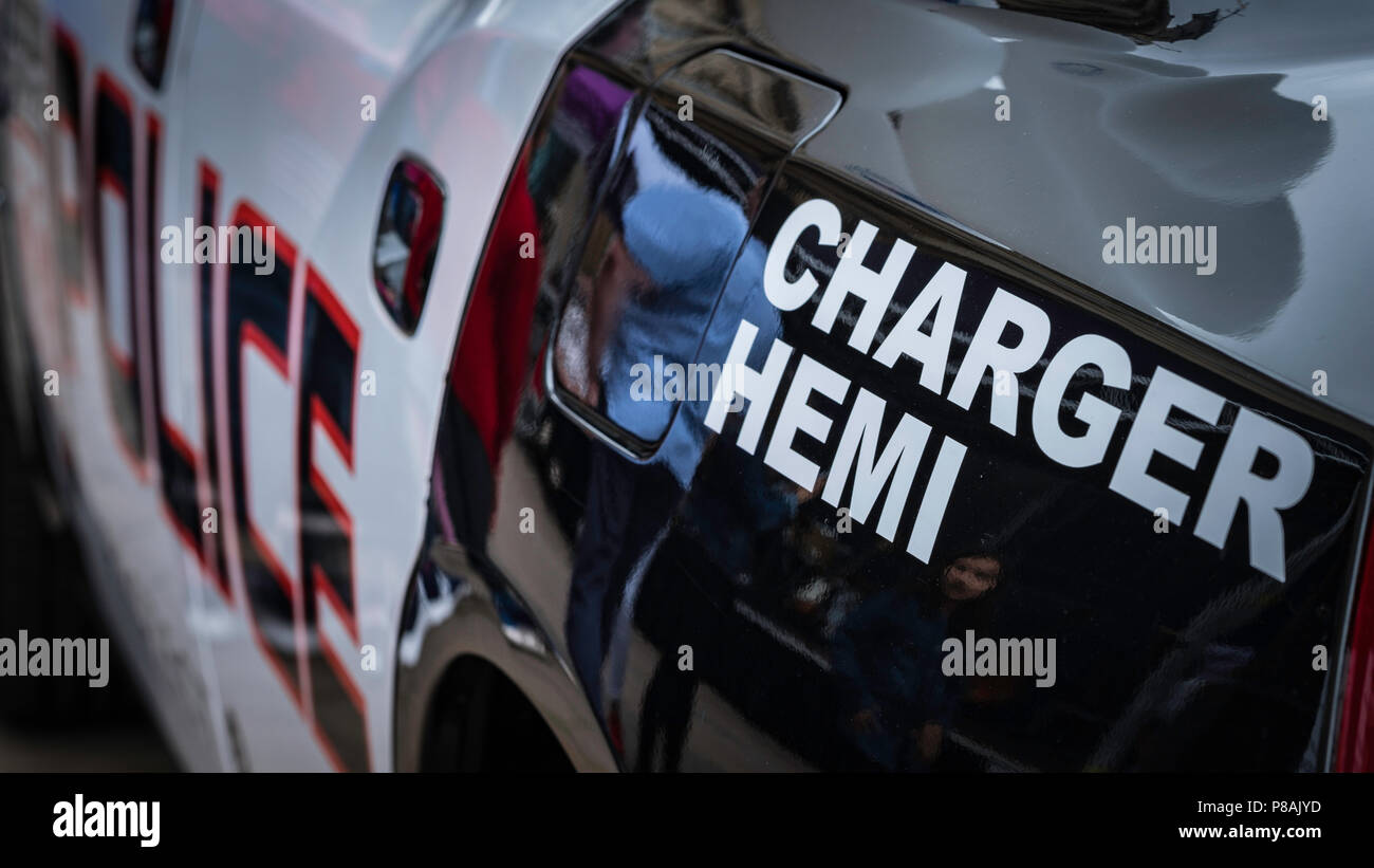 American police car hi-res stock photography and images - Alamy