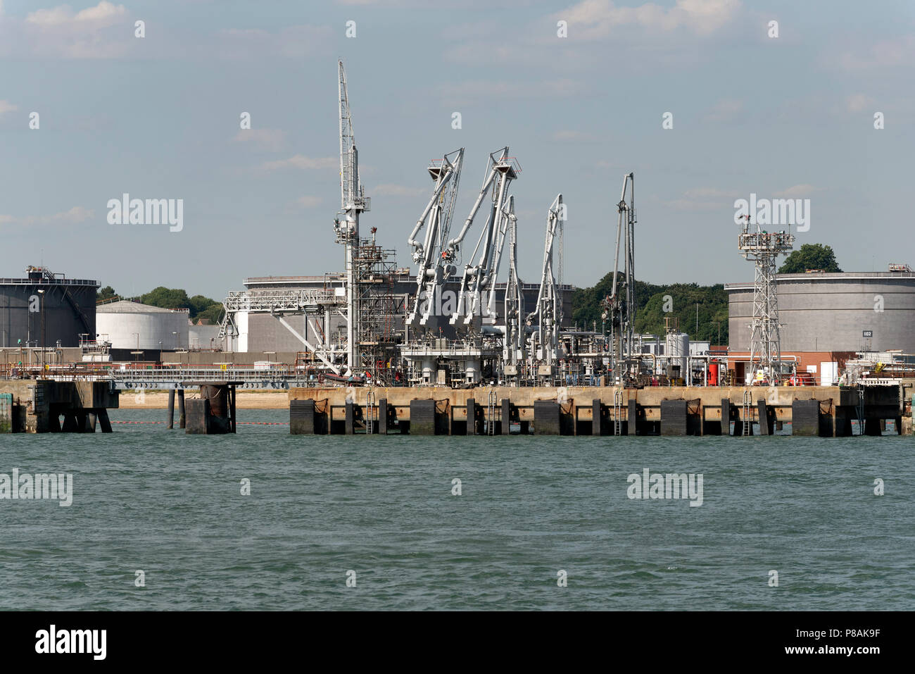 Oil Terminal Jetty Stock Photos & Oil Terminal Jetty Stock Images - Alamy