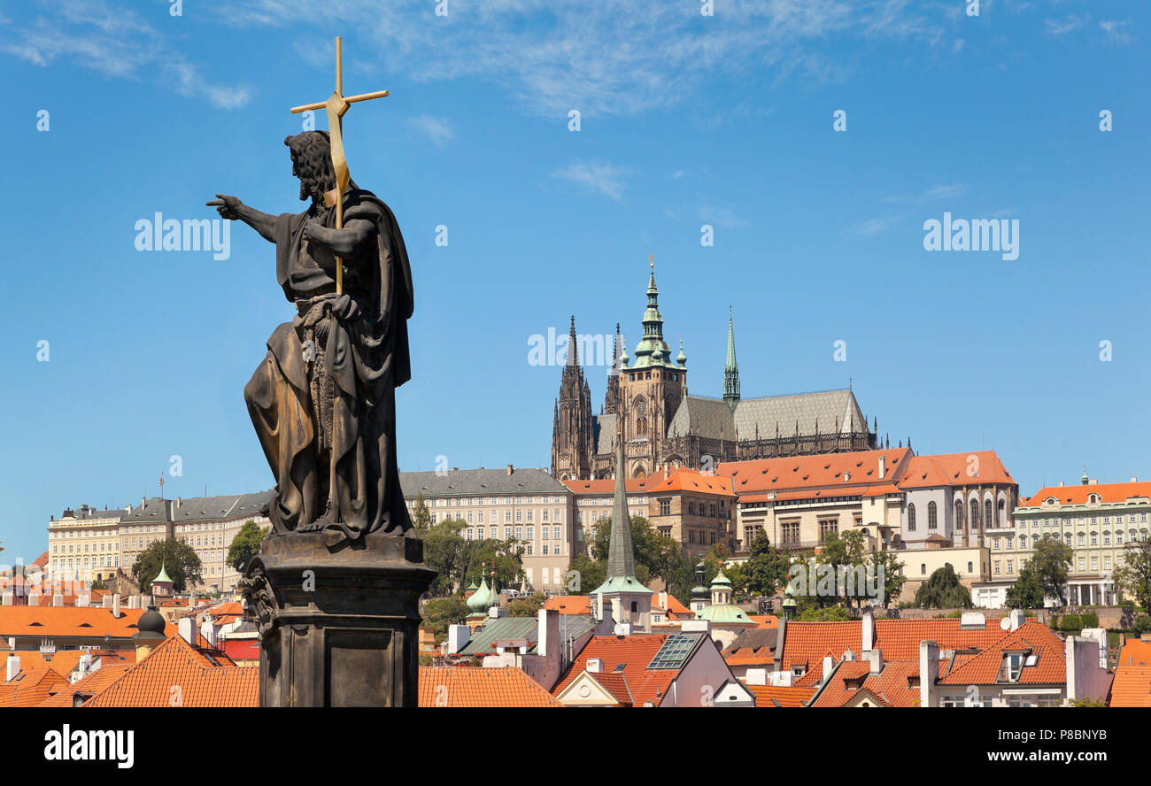 View of Prague castl and St Vitus Cathedral from the Charles Bridge, Prague old town, Czech Republic Stock Photo