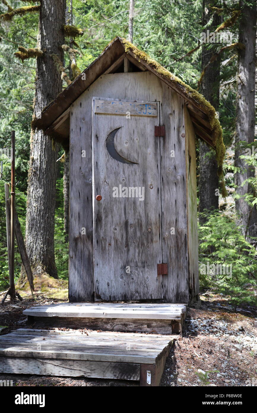 Abandoned Vintage Outhouse Stock Photo: 211702750 - Alamy wiring an outhouse 