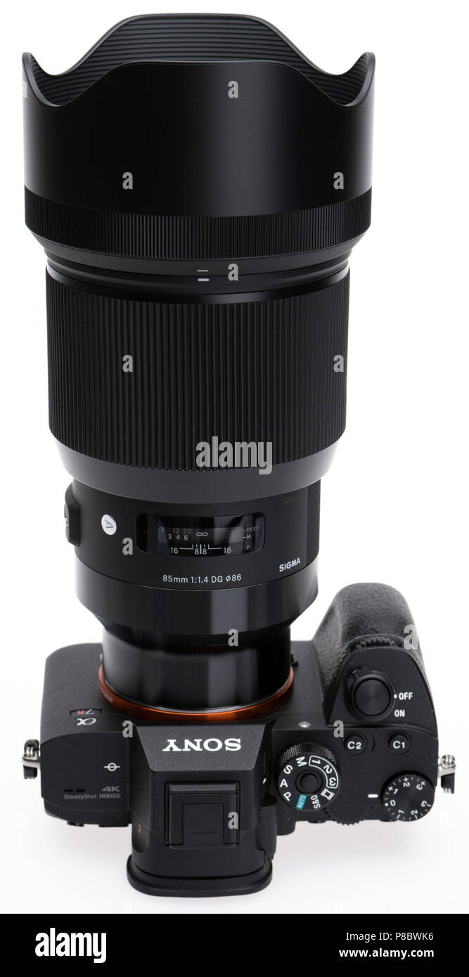 Sony A7RIII camera fitted with Sigma 85mm f/1.4 ART FE-mount lens (2018  Stock Photo - Alamy