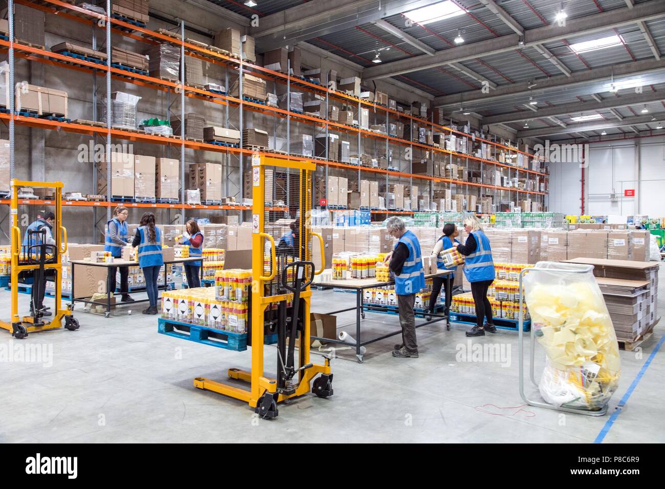 Xpo Logistics Company Transport And Logistics Stock Photo Alamy