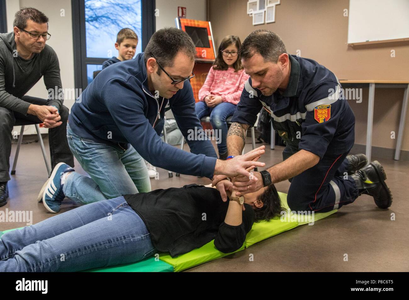 INTRODUCTION TO FIRST AID Stock Photo Alamy