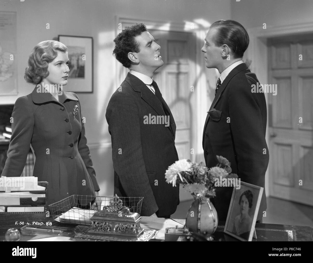 Laughter in Paradise (1951) Mary Germaine, George Cole, Michael Pertwee,     Date: 1951 Stock Photo