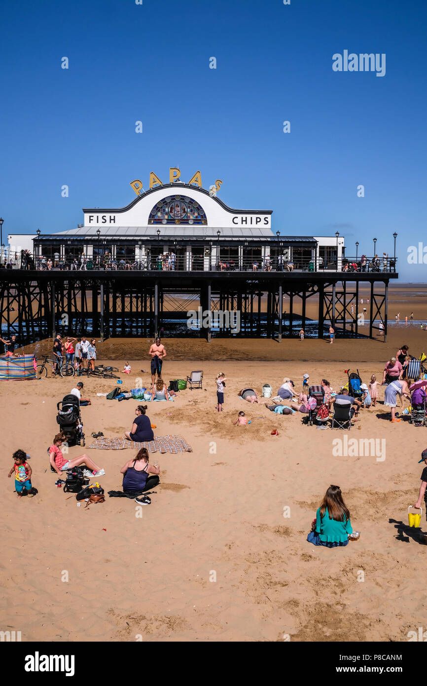 Cleethorpes Seafront High Resolution Stock Photography and Images Alamy