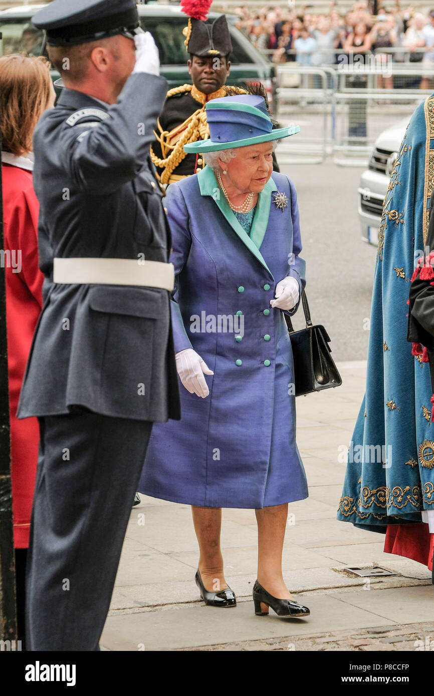 London, UK. 10th July, 2018. HRH Queen Elizabeth II attends a service to mark the centenary of the Royal Air Force on Tuesday 10 July 2018 held at Westminster Abbey , London. Pictured: HRH Queen Elizabeth II. Credit: Julie Edwards/Alamy Live News Stock Photo