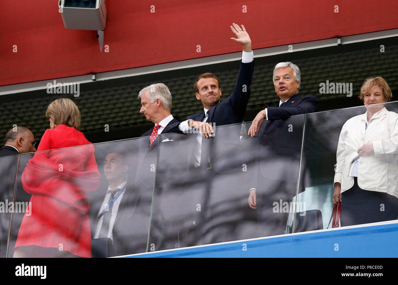 St Petersburg, Russia. 10th July, 2018. A waving Emmanuel Macron (President of France, centre) with Queen Mathilde of Belgium (left), Philippe of Belgium (2nd left) and David Hill of the FA (2nd right) during the 2018 FIFA World Cup Semi Final match between France and Belgium at Saint Petersburg Stadium on July 10th 2018 in Saint Petersburg, Russia. (Photo by Daniel Chesterton/phcimages.com) Credit: PHC Images/Alamy Live News Stock Photo