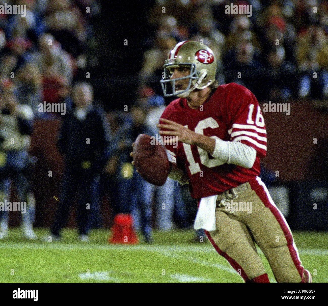 San Francisco, California, USA. 14th Dec, 1984. San Francisco 49ers vs. Los  Angles Rams at Candlestick Park Sunday, December 14, 1984. 49ers beat the  Rams 19-16. San Francisco 49er Quarter Back Joe