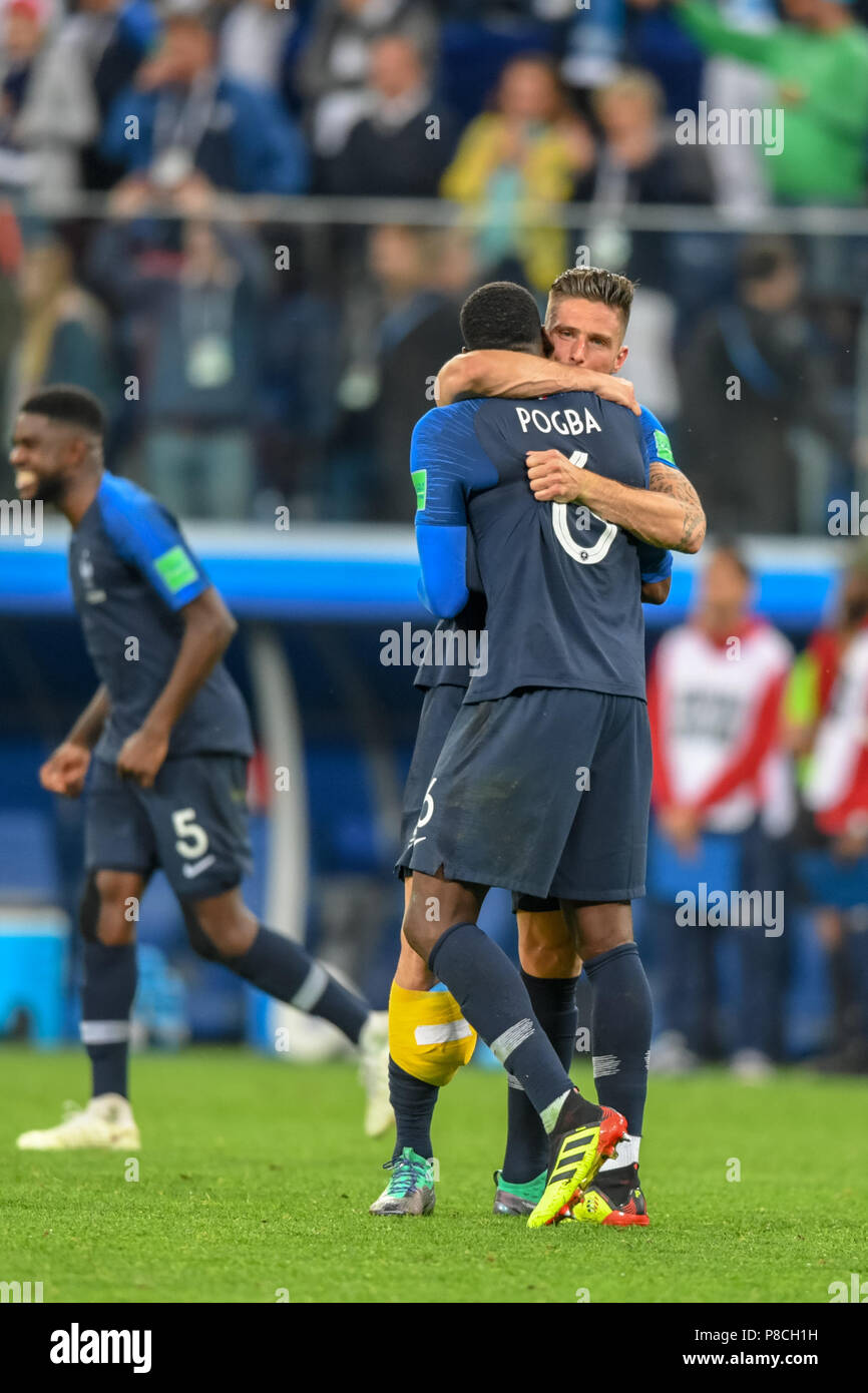 St. 10th July, 2018. Paul Pogba of France celebrating the victory with Olivier Giroud of France at St. Petersbourg Stadium during the semi finals between France and Belgium during the 2018 World Cup. Ulrik Pedersen/CSM/Alamy Live News Stock Photo