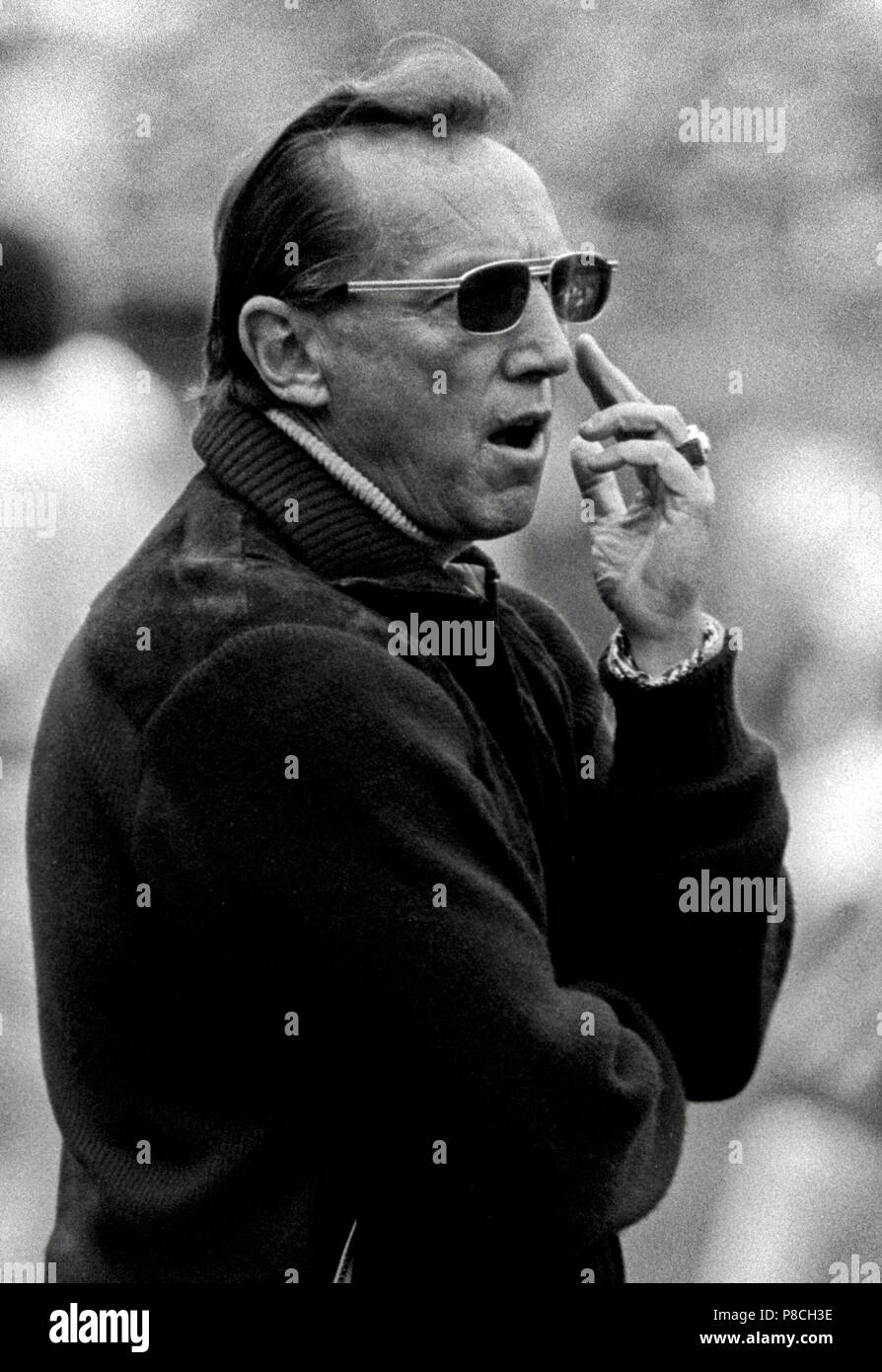 Al Davis  Al Golub Photography Archive