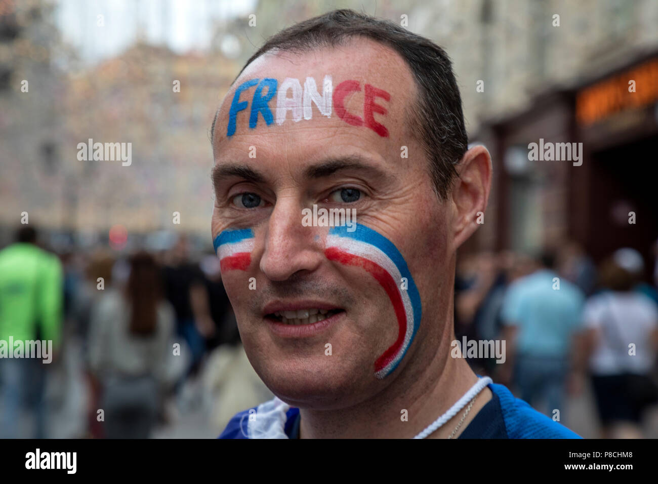 Moscow, Russia. 10thJuly, 2018. French football fan at Nikolskaya street of Moscow during the World Cup FIFA 2018 Russia Credit: Nikolay Vinokurov/Alamy Live News Stock Photo