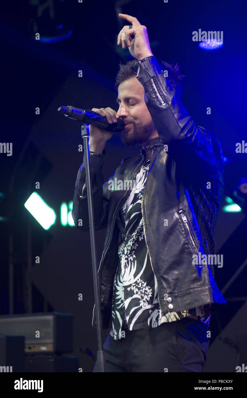 Raine maida hi-res stock photography and images - Alamy