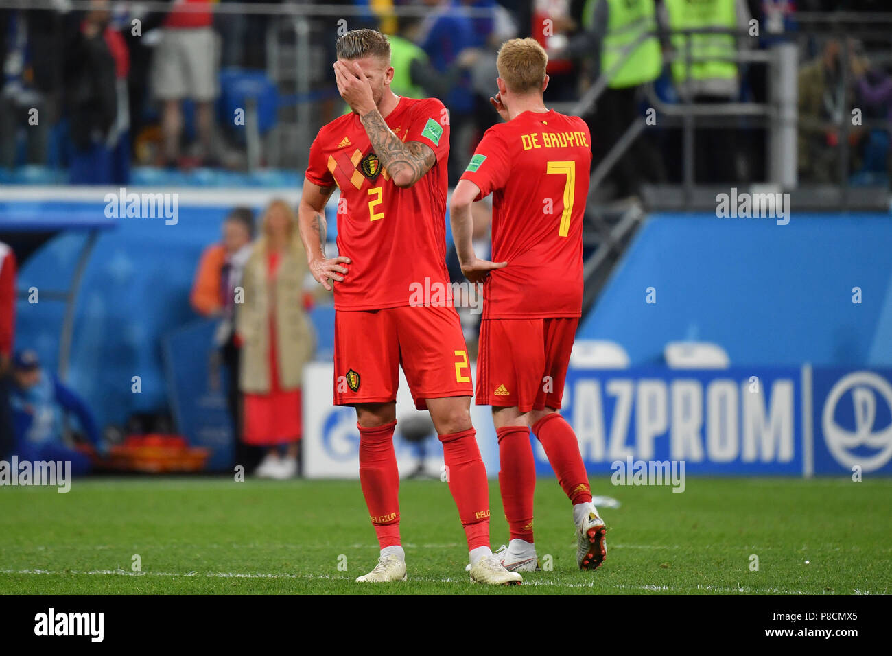 St. Petersburg, Russia. 10th July 2018. Toby ALDERWEIRELD (BEL), Kevin DE BRUYNE (BEL), disappointment, frustrated, disappointed, frustrated, dejected, after the end of the game, action. France (FRA) - Belgium (BEL) 1-0, Semifinals, Round of FourSpiel 61 on 10.07.2018 in Saint Petersburg, Saint Petersburg Arena. Football World Cup 2018 in Russia from 14.06. - 15.07.2018. ? Sven Simon Photo Agency GmbH & Co. Press Photo KG # Prinzess-Luise-Str. 41 # 45479 M uelheim/Ruhr # Tel. 0208/9413250 # Fax. 0208/9413260 # GLS Bank # BLZ 430 609 67 # Kto. 4030 025 100 # IBAN DE75 4306 0967 4030 0251 00 # B Stock Photo