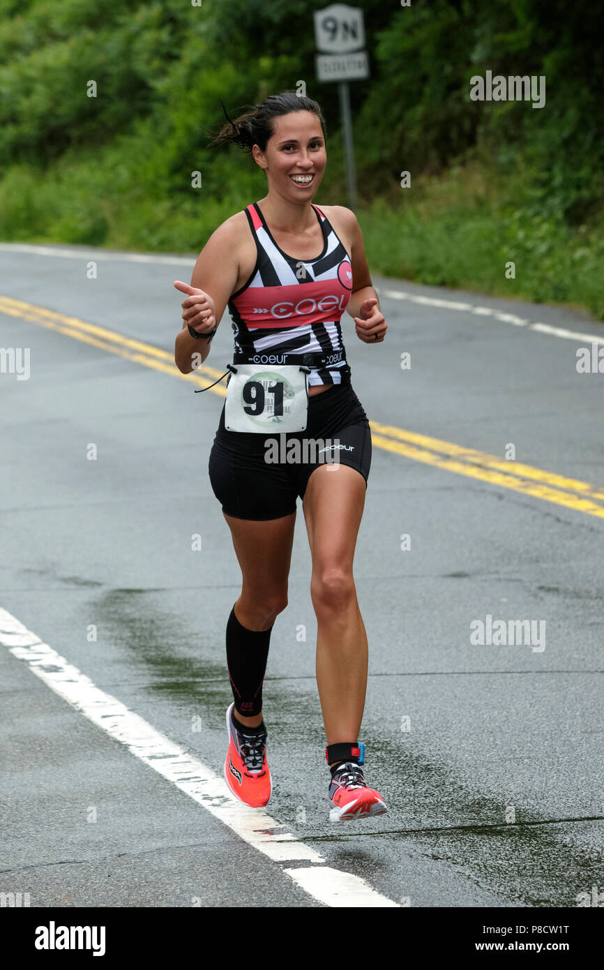 Carolyn Rodriguez during the run segment in the 2018 Hague Endurance Festival Sprint Triathlon Stock Photo