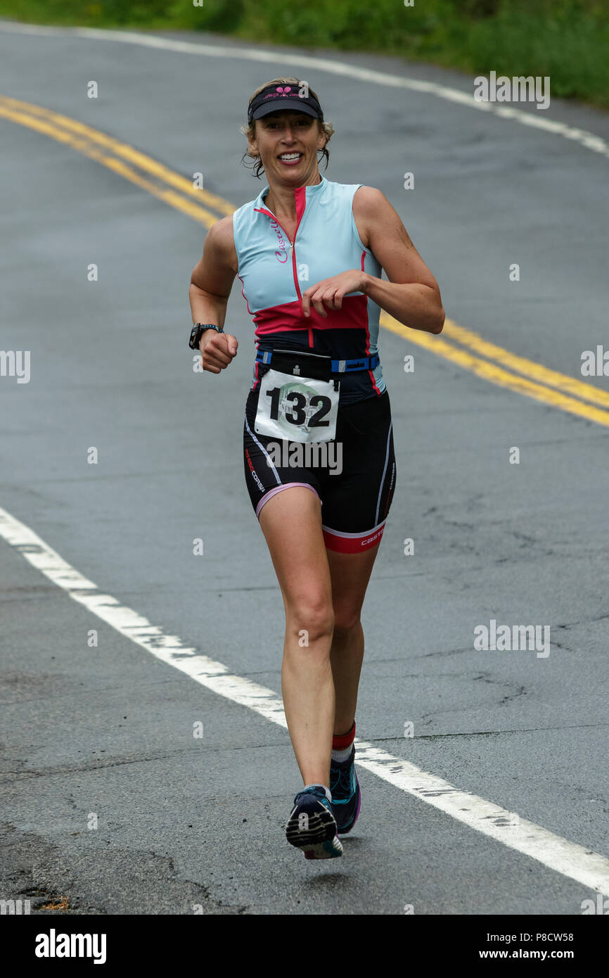 Female competitors during the run segment in the 2018 Hague Endurance Festival Olympic Triathlon Stock Photo