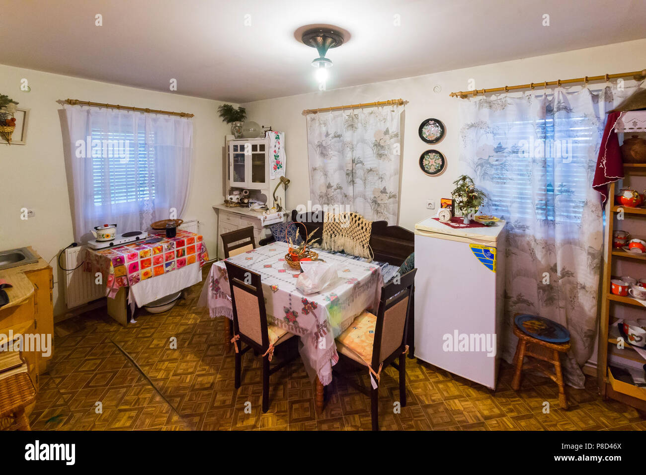 Table in middle 2024 of small kitchen