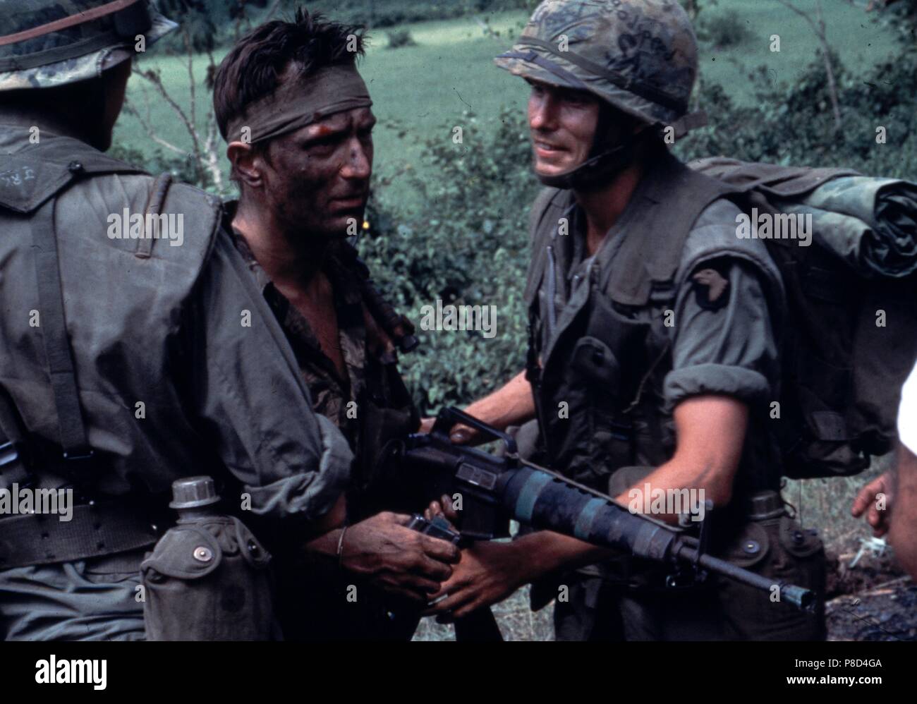 Robert de niro deer hunter hi-res stock photography and images - Alamy