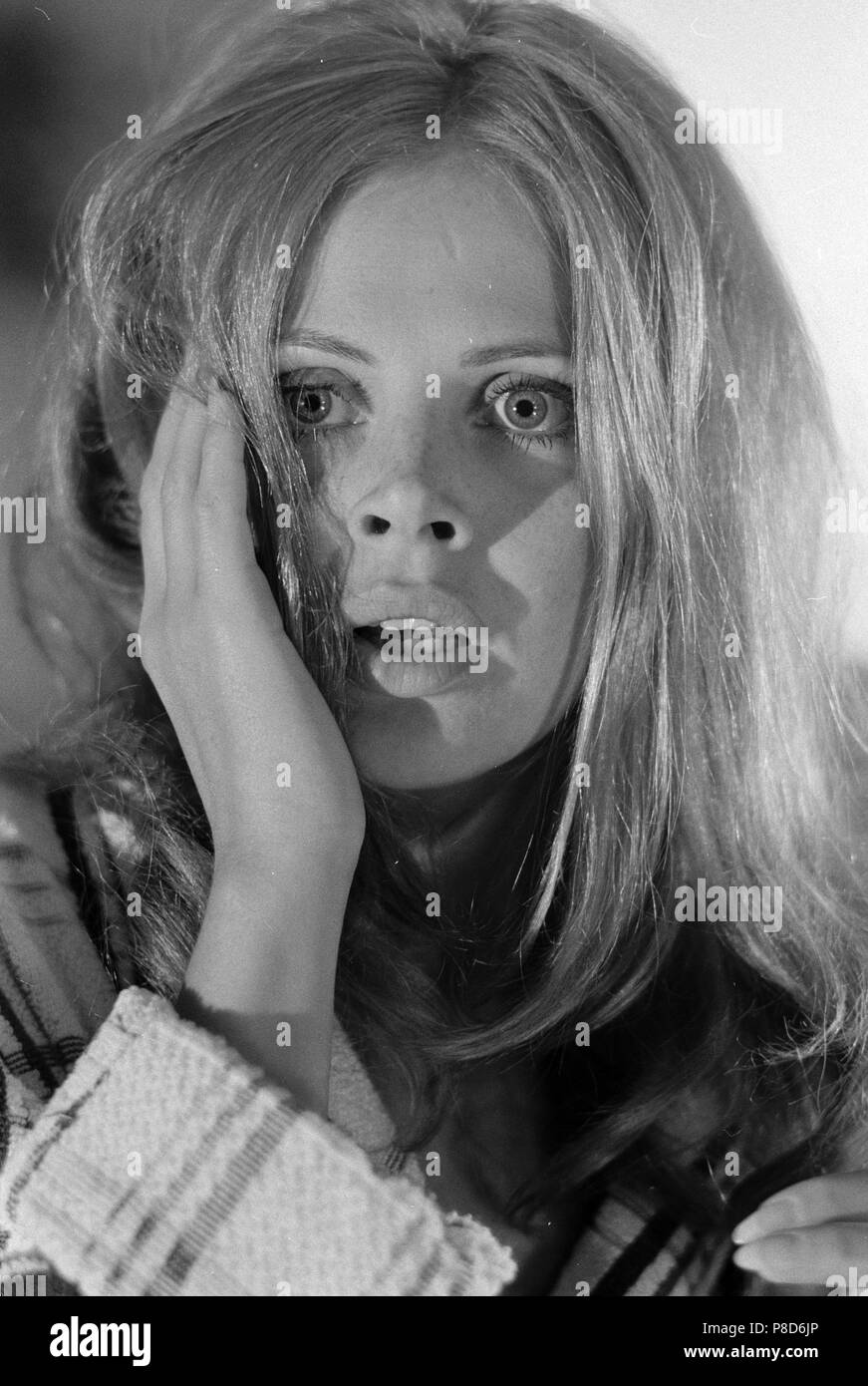 Endless Night (1972) Britt Ekland, Date: 1972 Stock Photo - Alamy