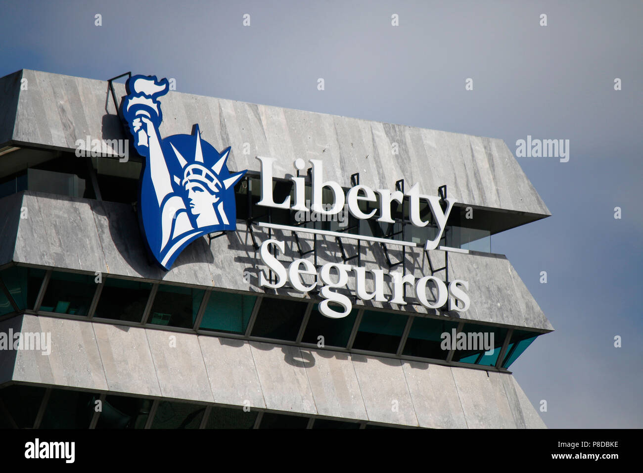 das Logo der Marke 'Liberty Seguros', Lissabon, Portugal (nur fuer redaktionelle Verwendung. Keine Werbung. Referenzdatenbank: http://www.360-berlin.d Stock Photo
