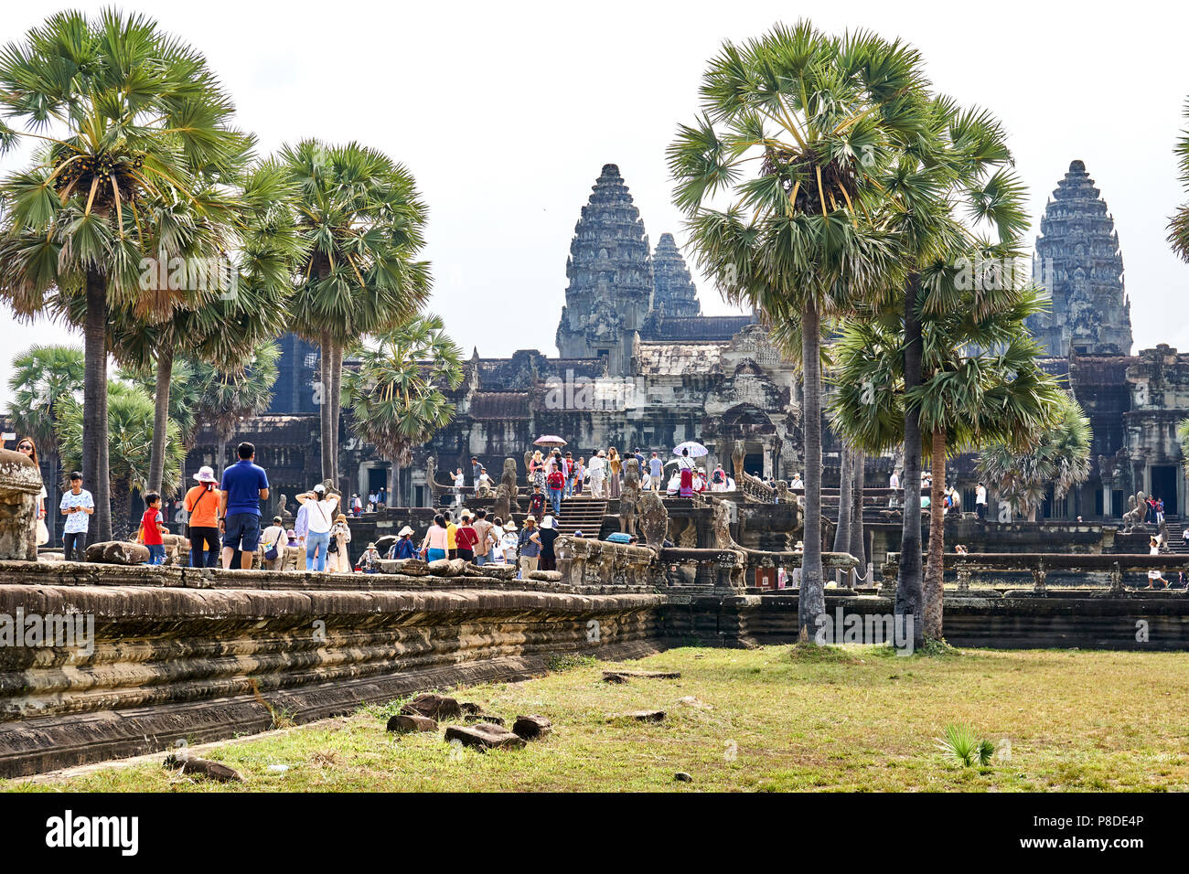 Raised walkway to inner Angkor Wat, Siem Reap, Cambodia Stock Photo