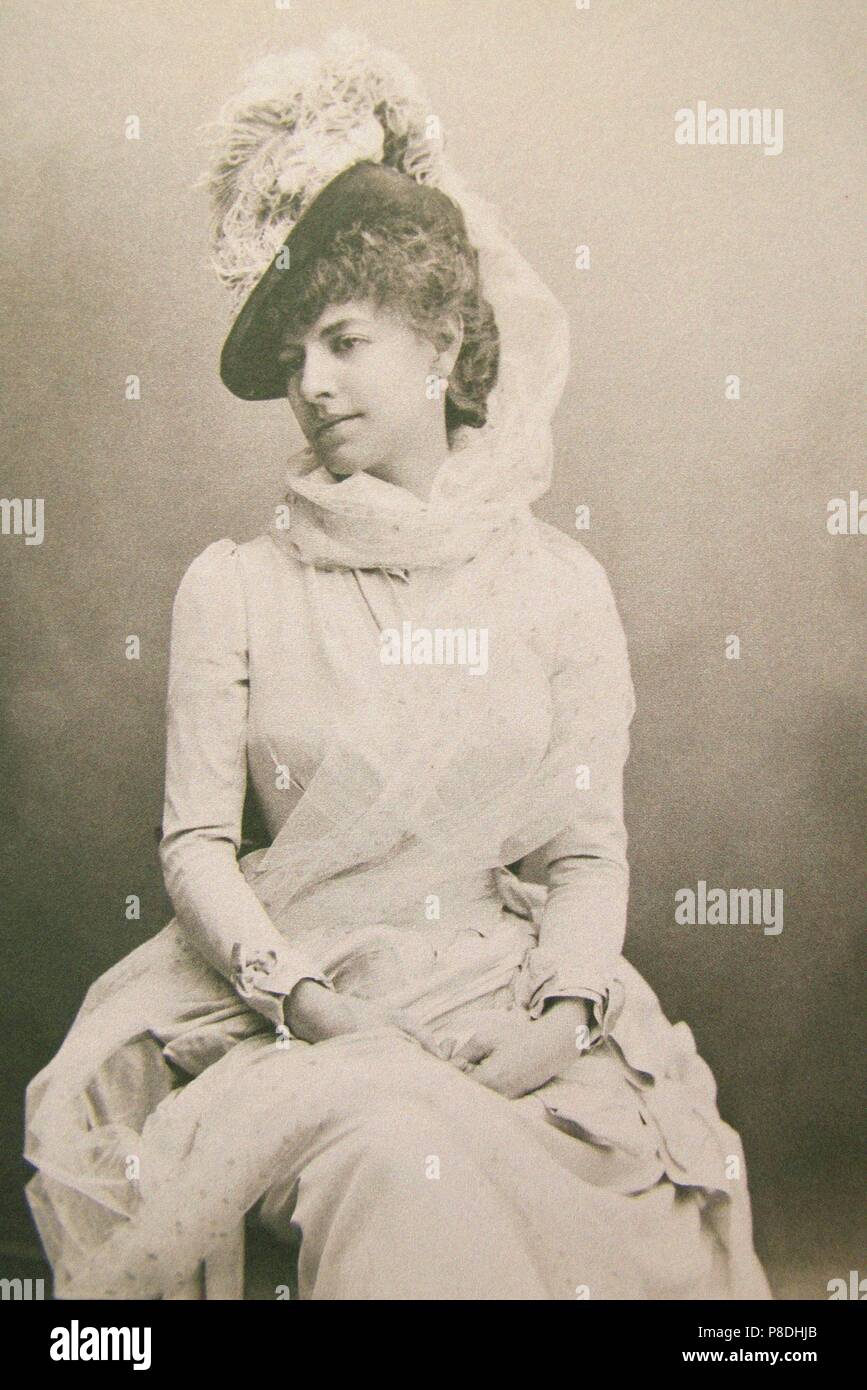 Élisabeth, Countess Greffulhe (1860-1952), née de Riquet de Caraman-Chimay. Museum: Palais Galliera, musée de la mode de la Ville de Paris. Stock Photo