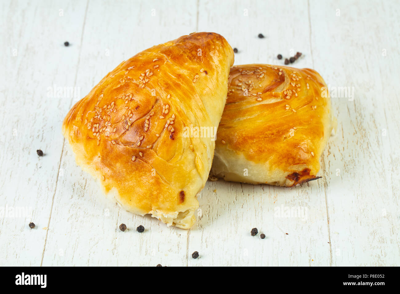 Traditional samosa pastry with meat Stock Photo - Alamy