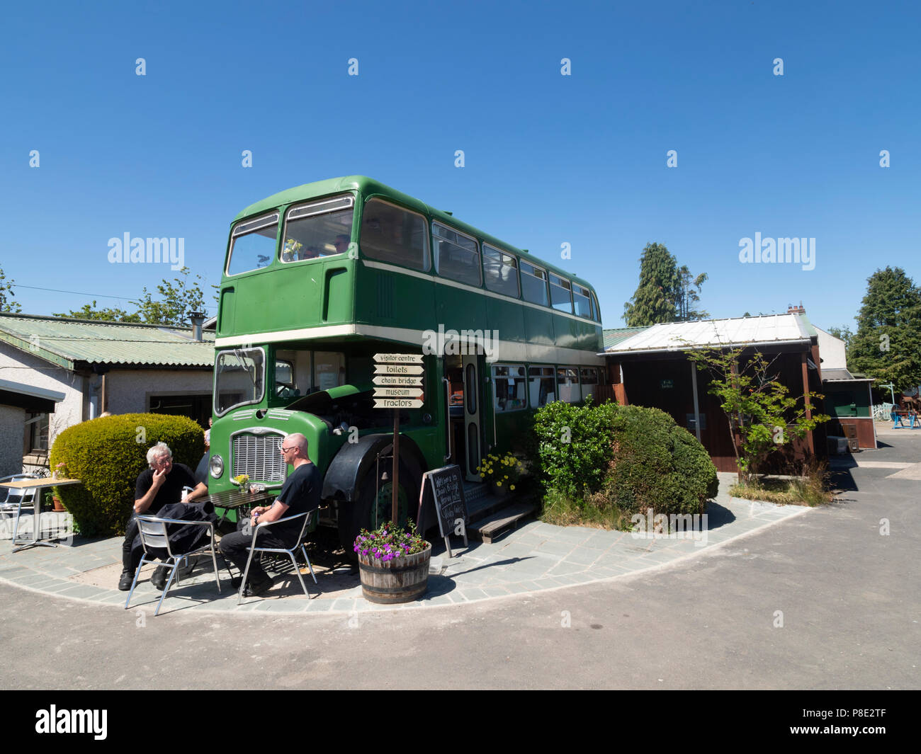Chain Bridge Honey Farm, Horncliffe, Berwick-upon-Tweed. Café created in a  vintage bus Stock Photo - Alamy