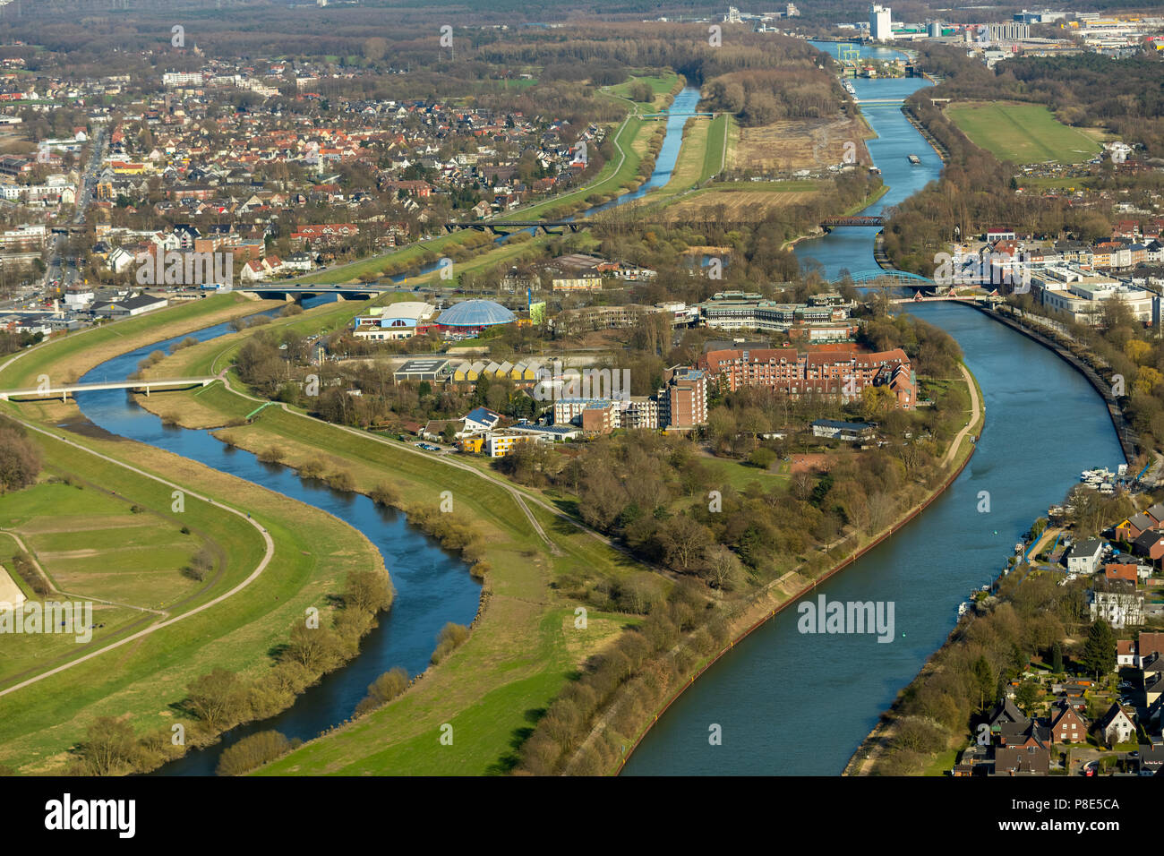 Aerial view, River Lippe and Wesel-Datteln Canal running parallel at Maria Lindenhof with the amusement park Maria Lindenhof Stock Photo
