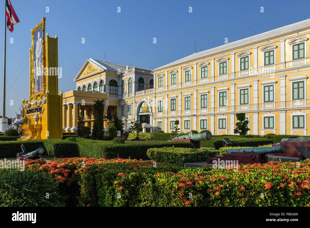 BUILDING OF THE MINISTRY OF DEFENSE, BANGKOK, THAILAND, ASIA Stock Photo