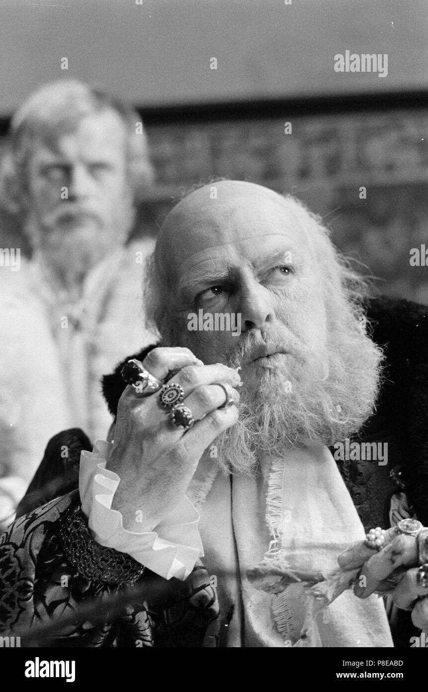 Keith Michell Henry Viii