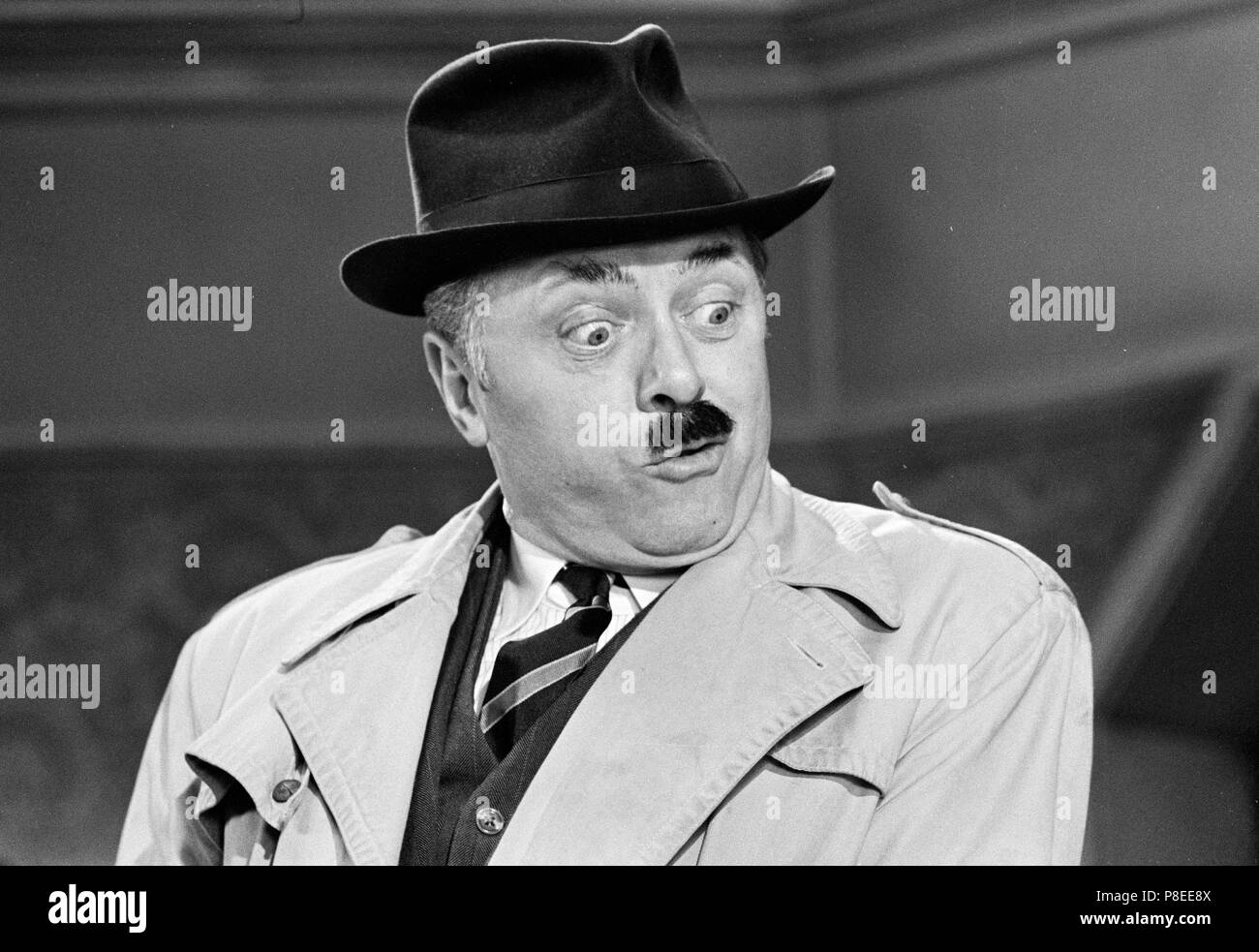 Richard attenborough hi-res stock photography and images - Alamy