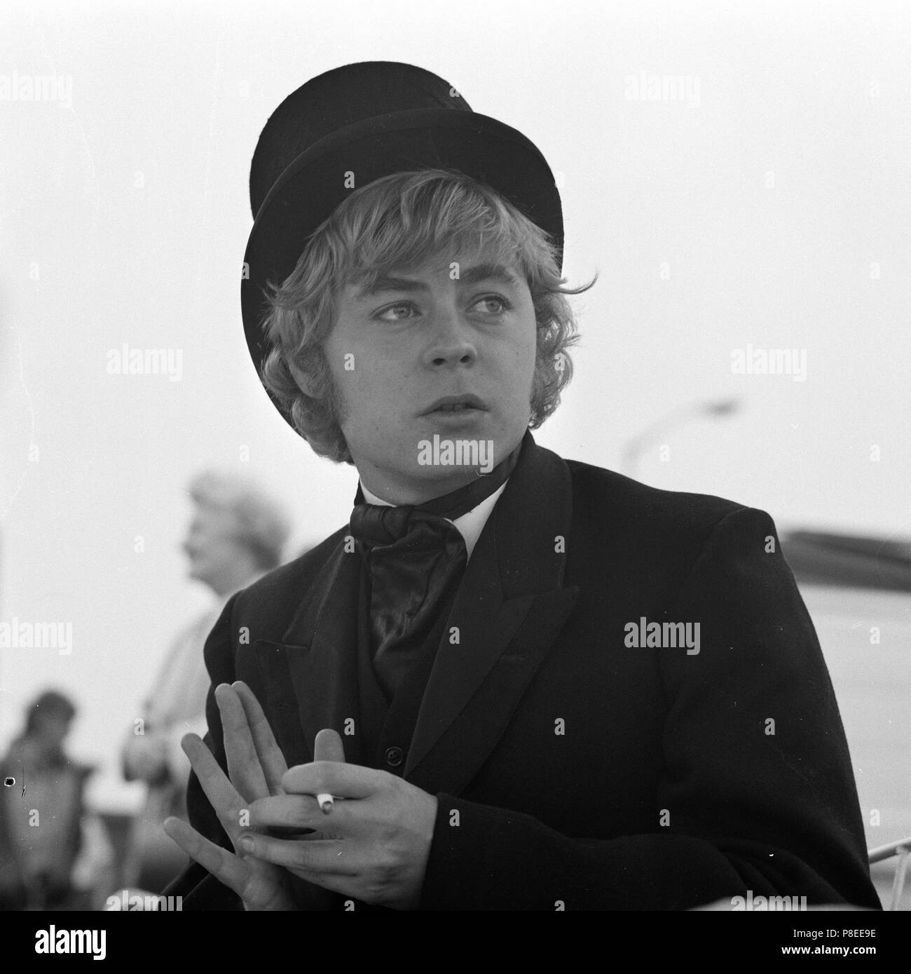 Loot (1970) Hywel Date 1970 Stock Photo Alamy