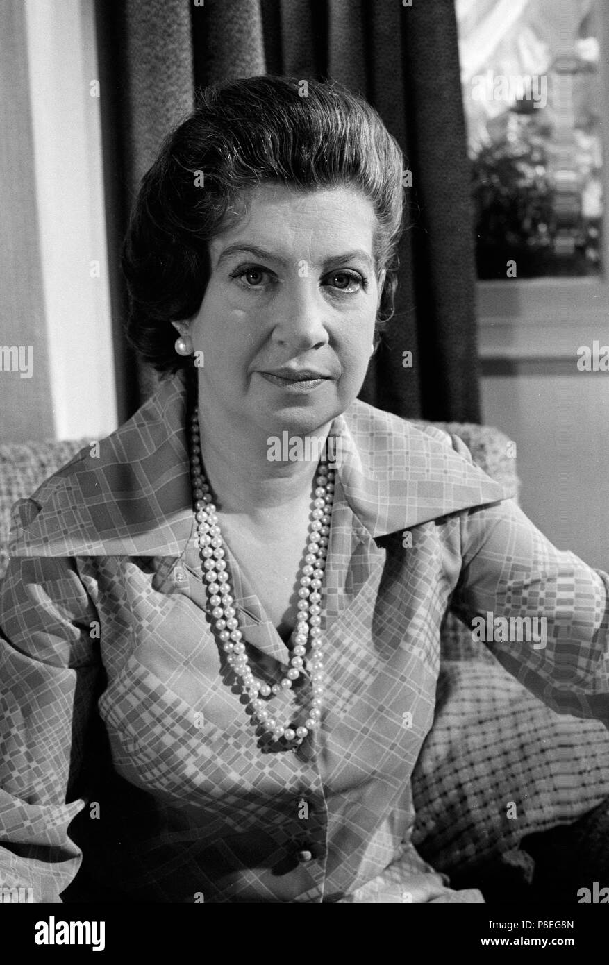 The Lovers (1973) Joan Scott, Date 1973 Stock Photo Alamy