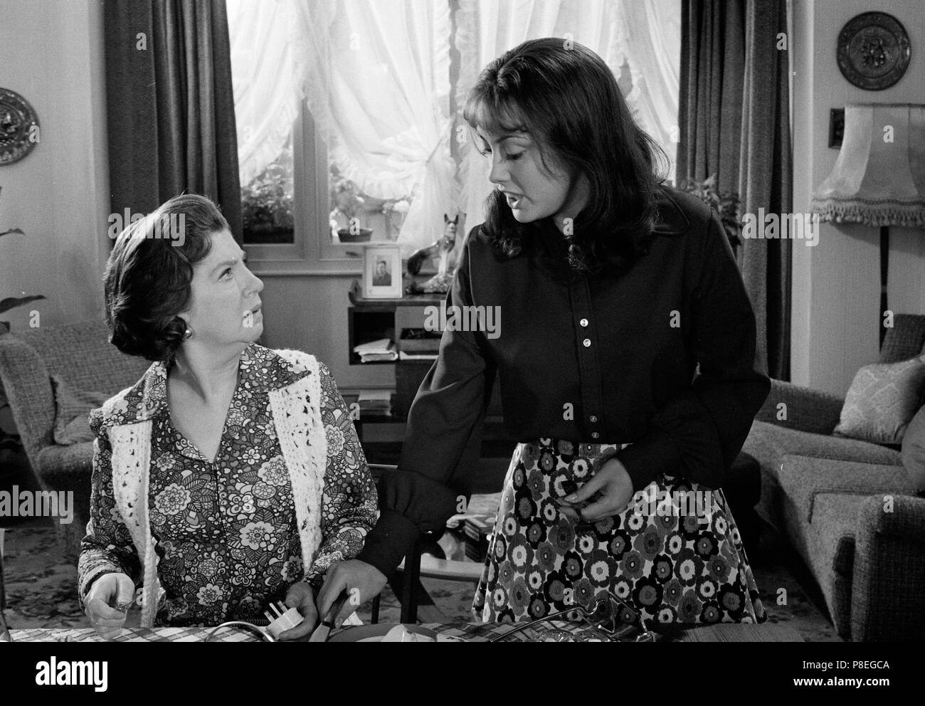 The Lovers (1973) Paula Wilcox, Joan Scott, Date 1973 Stock Photo Alamy