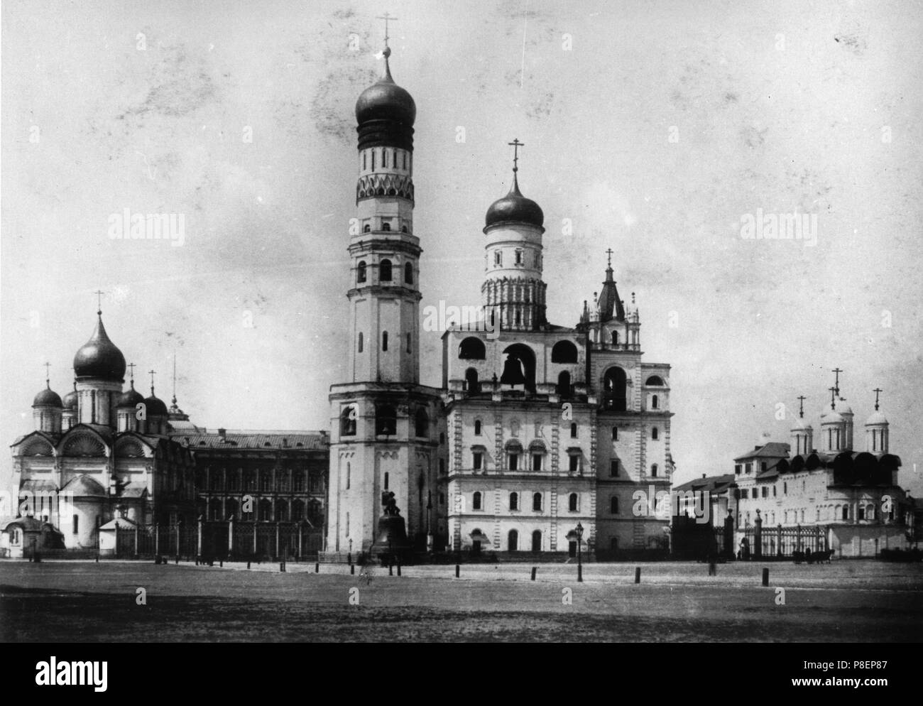 File:Moscow - 2025 - Details of the southern facade of the Archangel Cathedral a