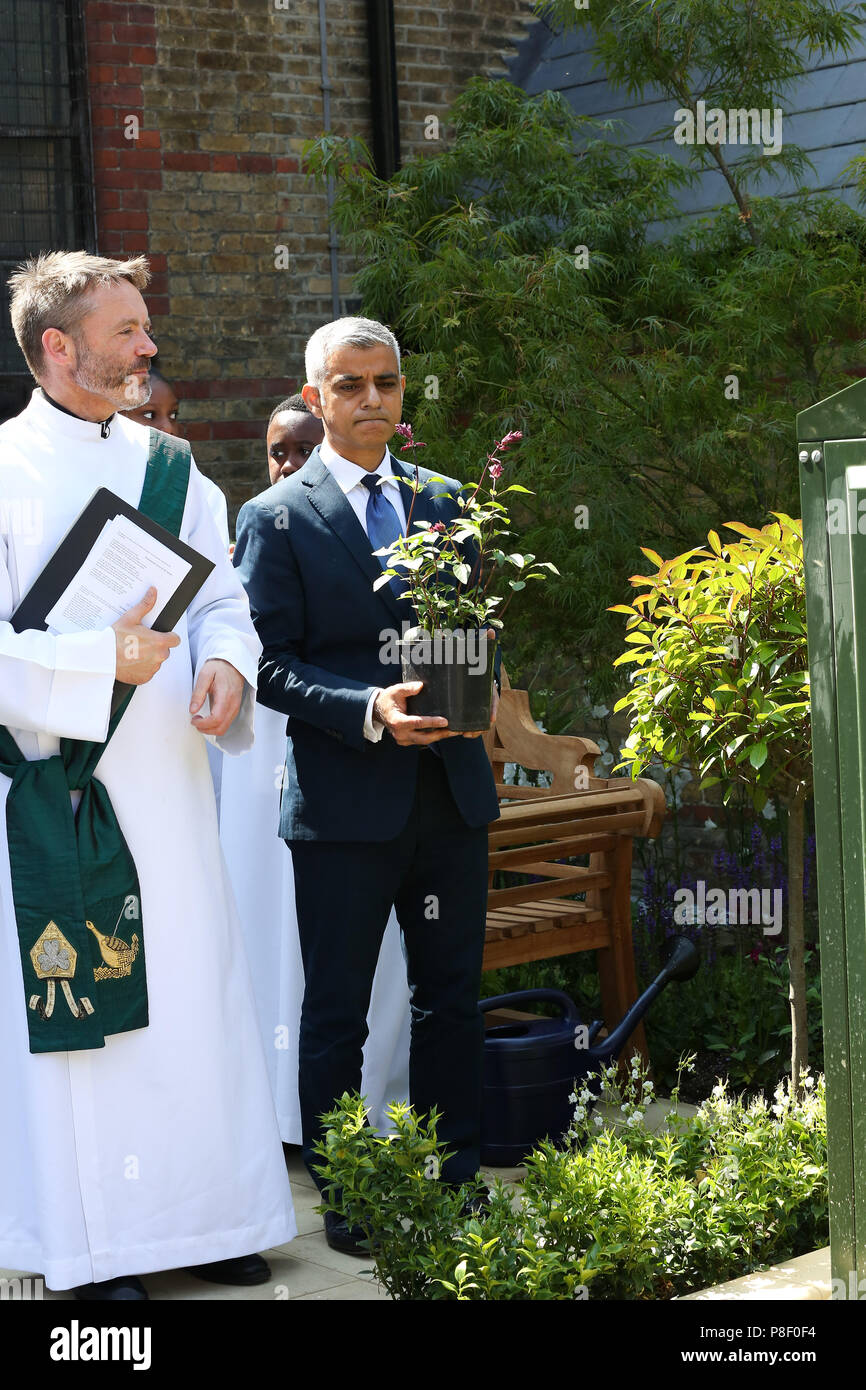 Grenfell memorial garden hires stock photography and images Alamy