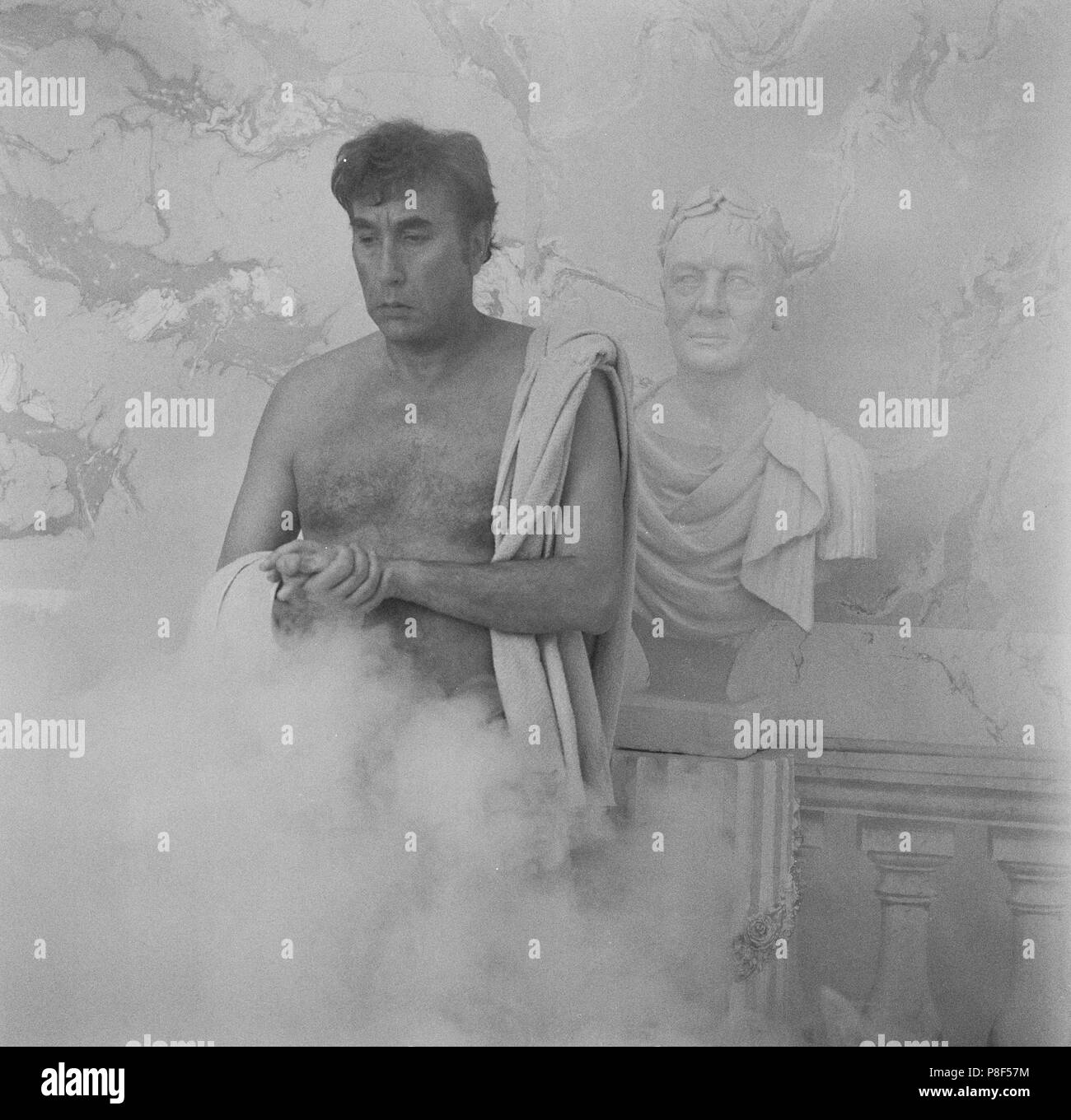 Up Pompeii (1971) Frankie Howerd,     Date: 1971 Stock Photo