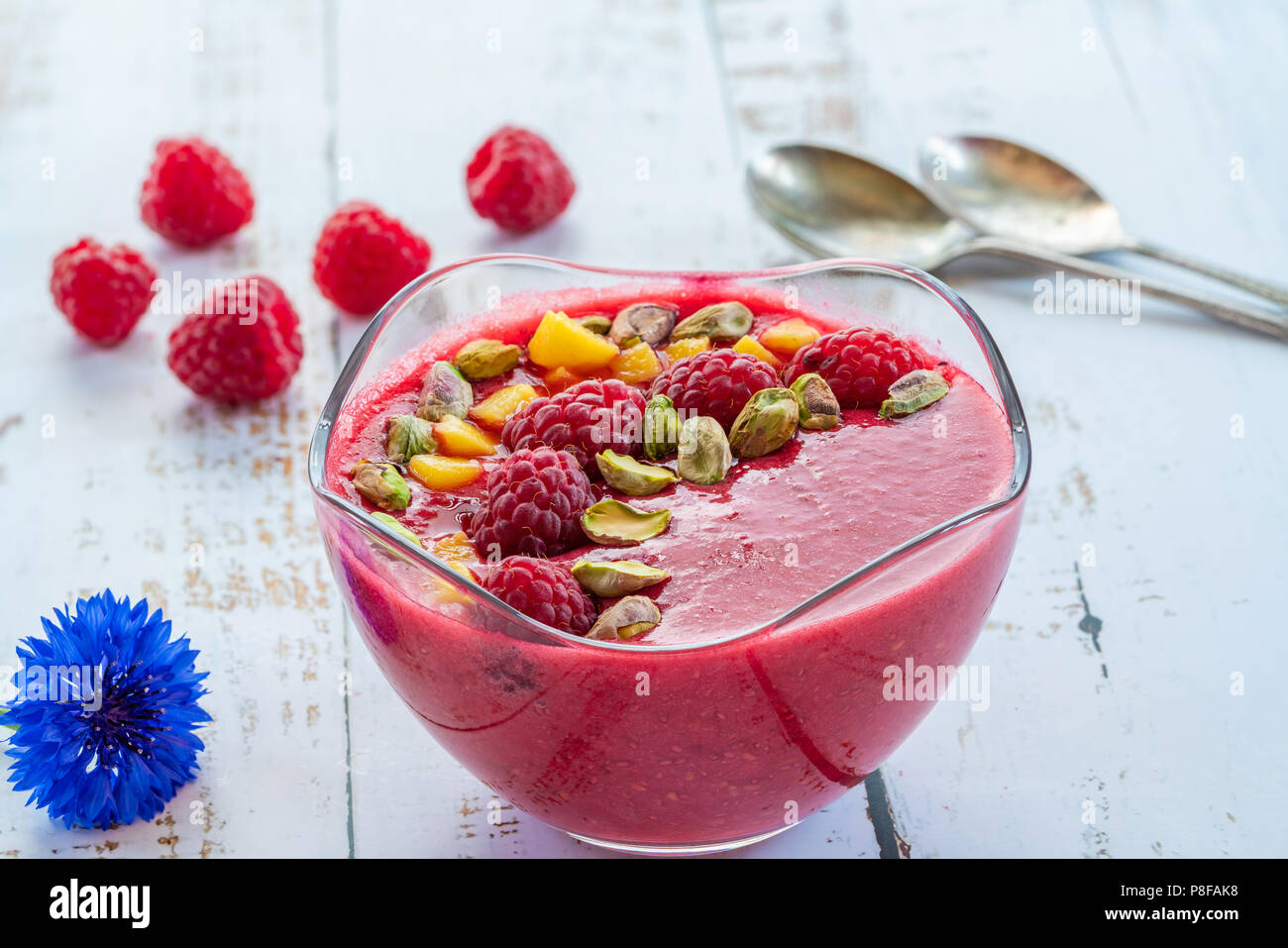 Nutty Fruity Raspberry Raspberry yogurt pistachio hi-res stock photography and images - Alamy