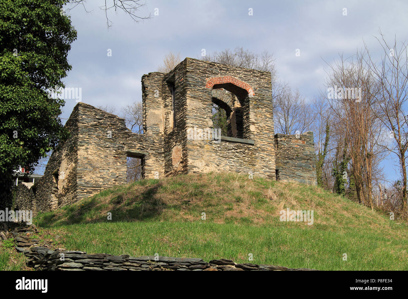The ruins of St. John's Episcopal Church are one of the numerous historical  landmarks along the Appalachian Trail in Harpers Ferry, West Virginia Stock  Photo - Alamy