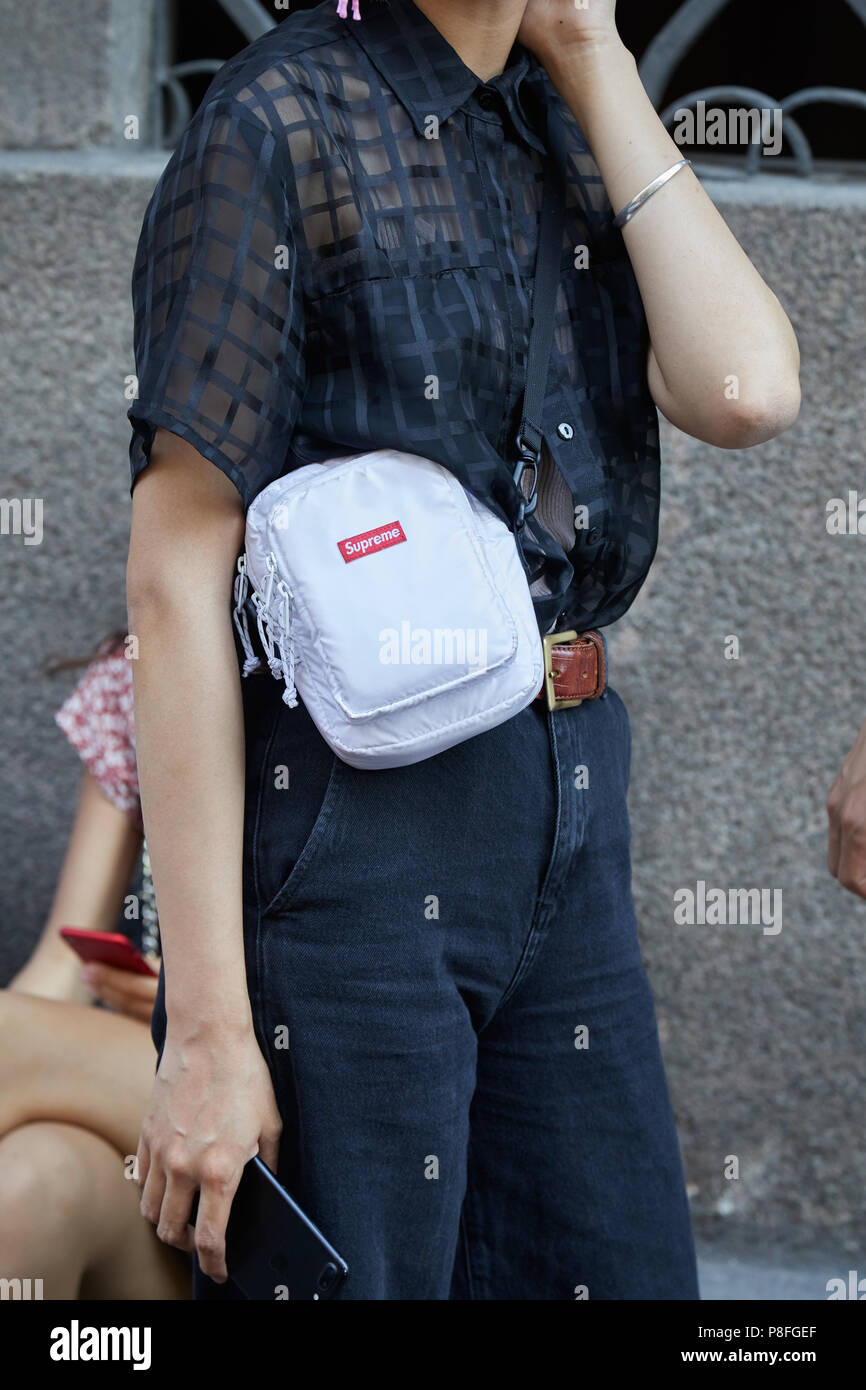 Supreme fashion hi-res stock photography and images - Page 2 - Alamy