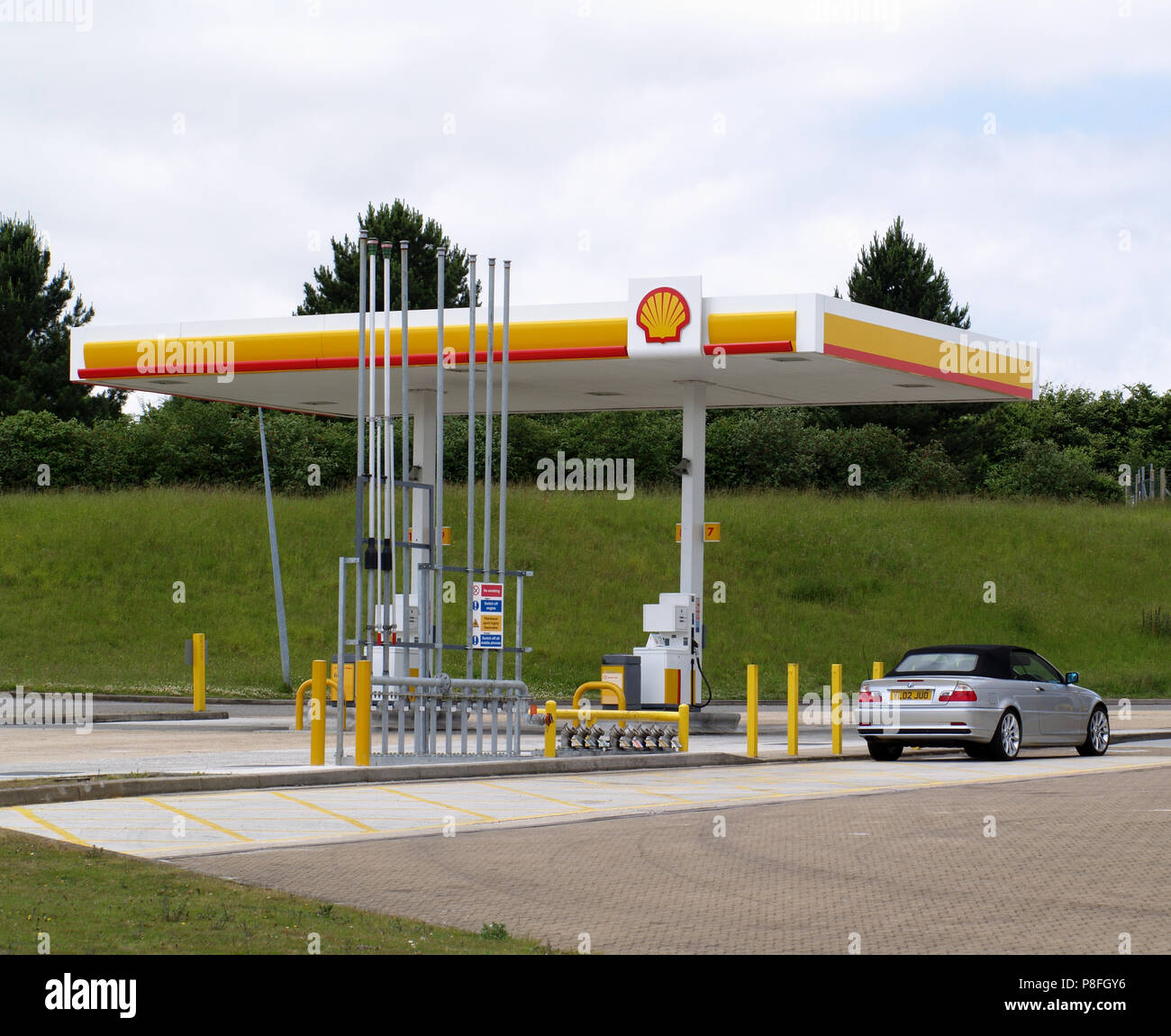 Shell filling station at Sutton Scotney Service Station, near